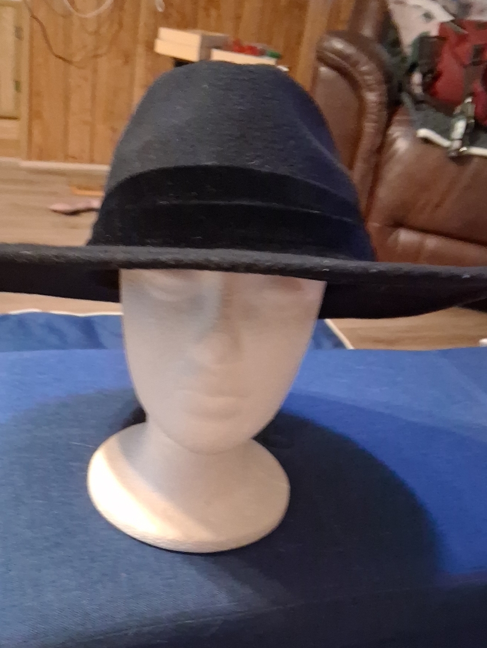 Wide-Brim Black Felt Fedora Hat